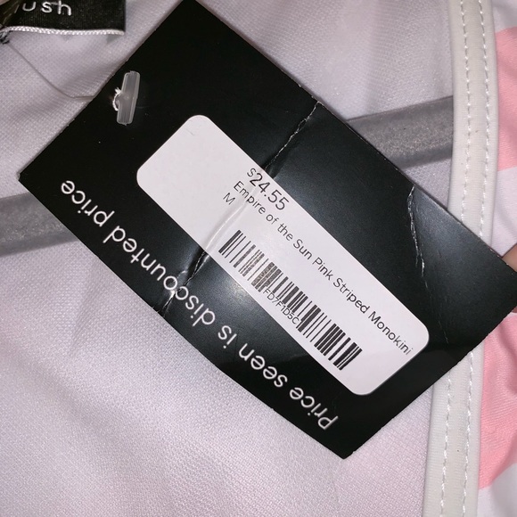 Bathing suit - Picture 3 of 5